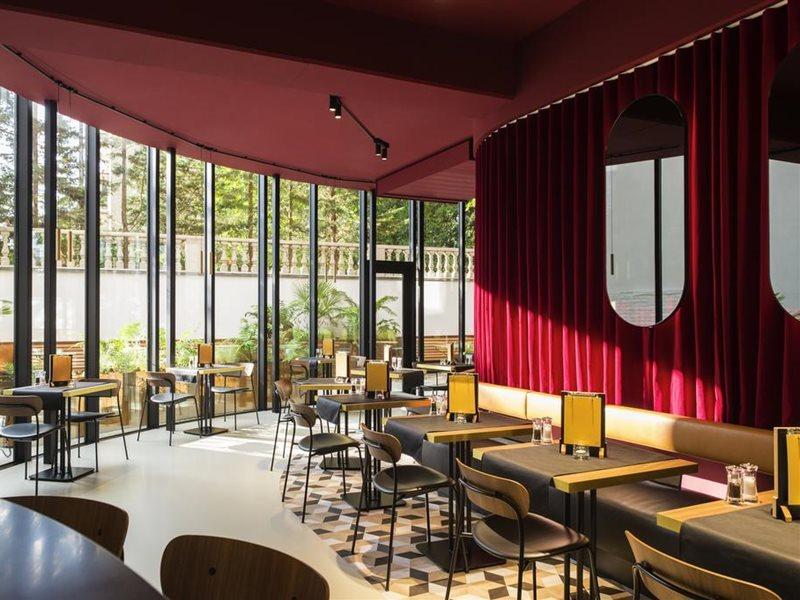 Ibis Brussels Centre Chatelain Іксель Екстер'єр фото