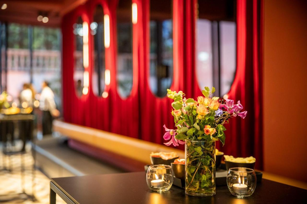 Ibis Brussels Centre Chatelain Іксель Екстер'єр фото