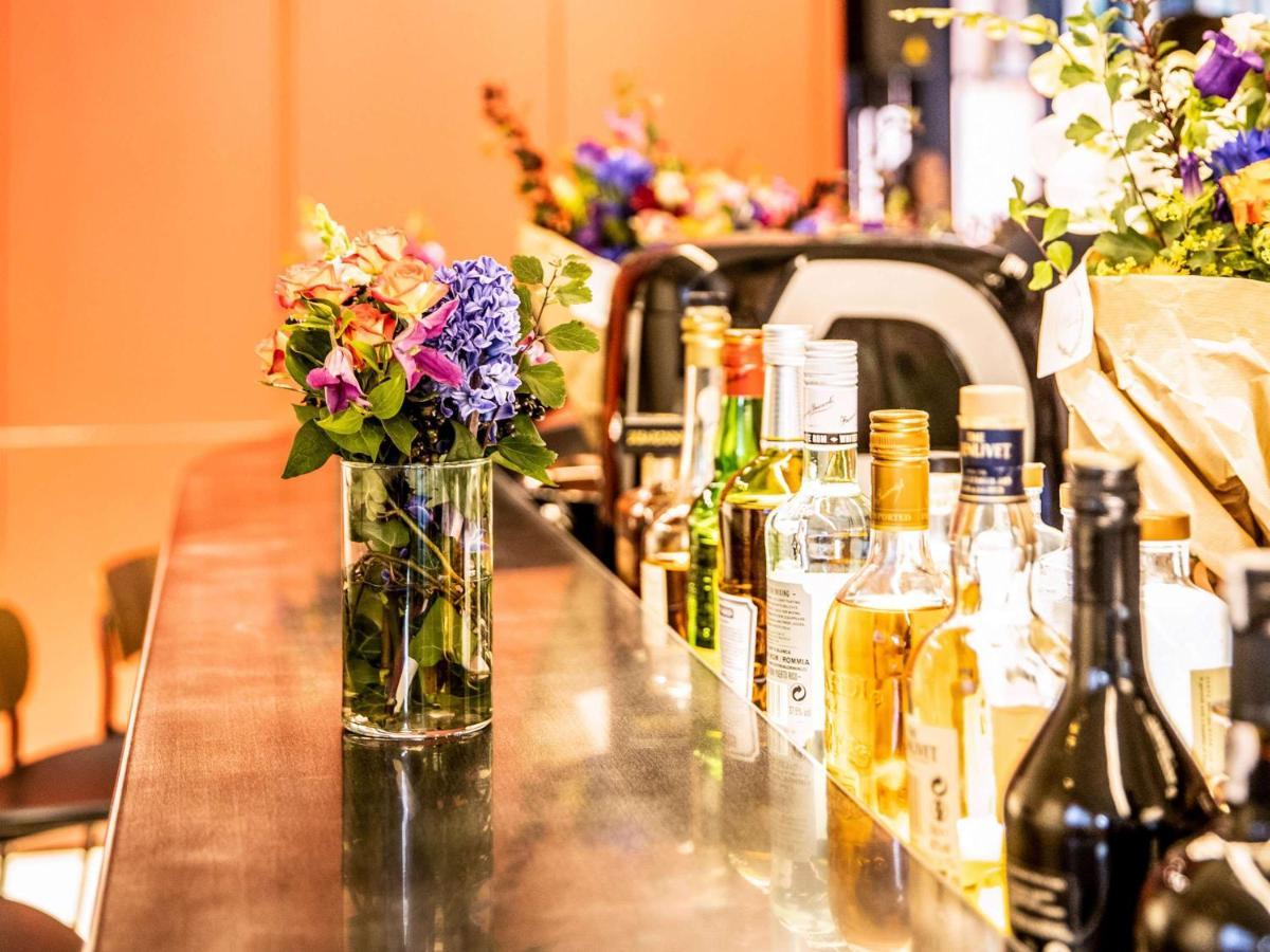 Ibis Brussels Centre Chatelain Іксель Екстер'єр фото