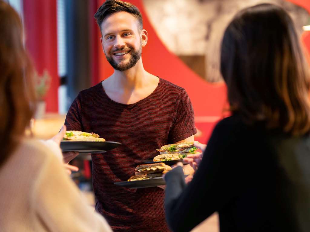 Ibis Brussels Centre Chatelain Іксель Екстер'єр фото