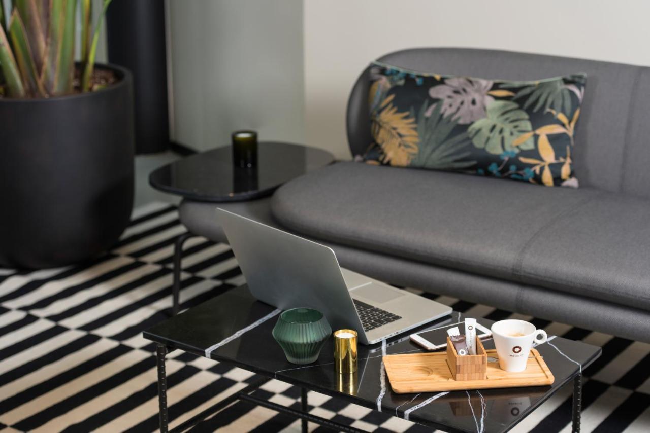 Ibis Brussels Centre Chatelain Іксель Екстер'єр фото