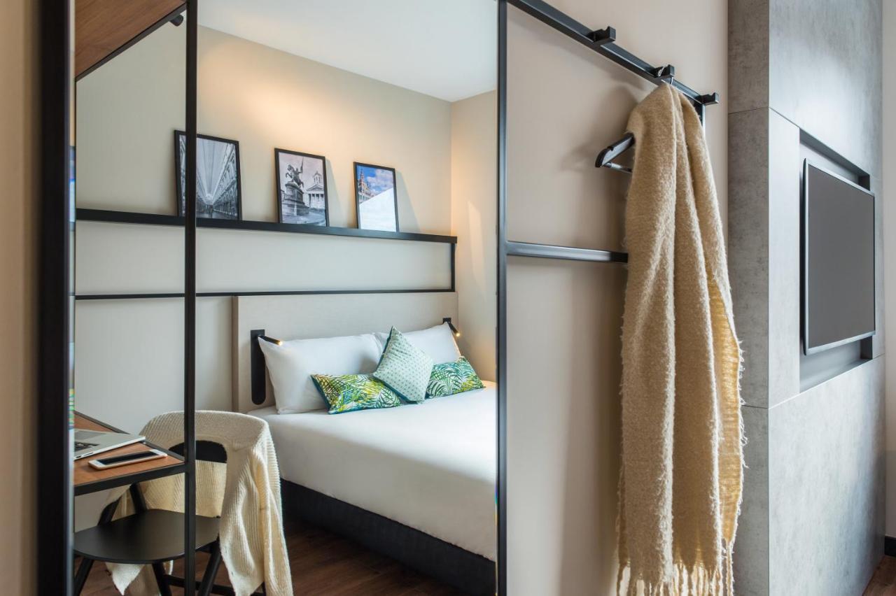 Ibis Brussels Centre Chatelain Іксель Екстер'єр фото